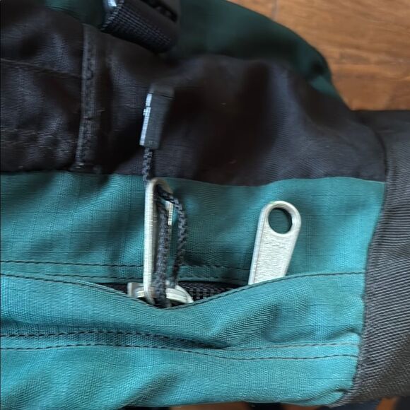 The North Face Green and Black Men's Backpack - Picture 8 of 13